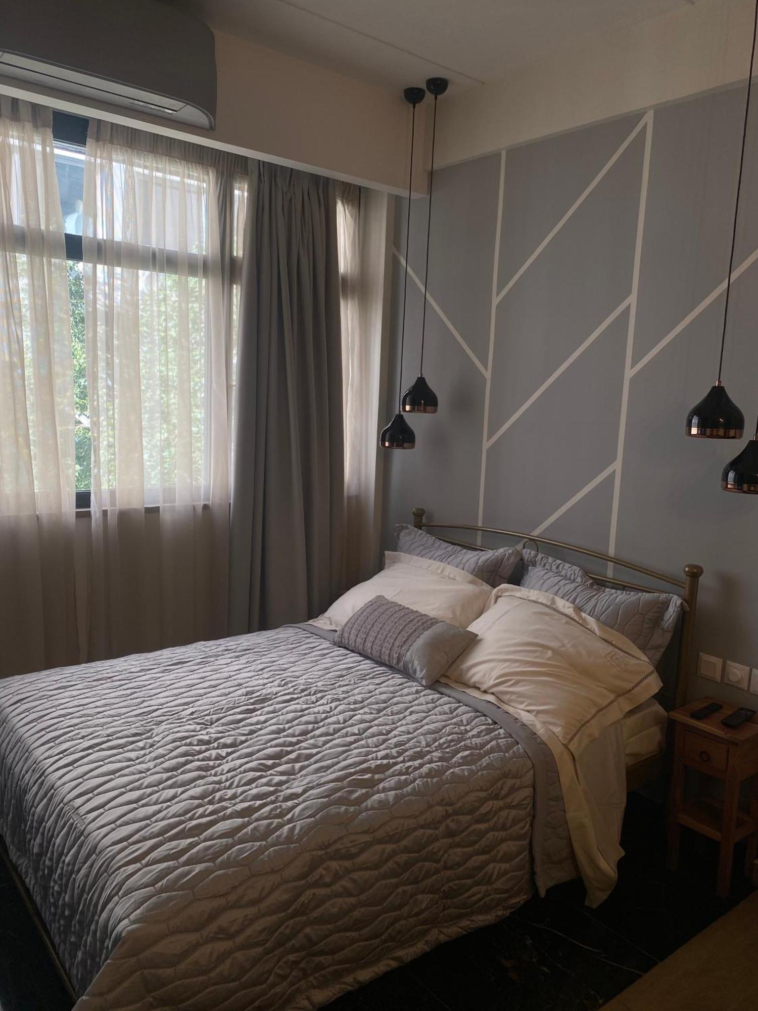 Condo Next To Metro St Athens! 外观 照片